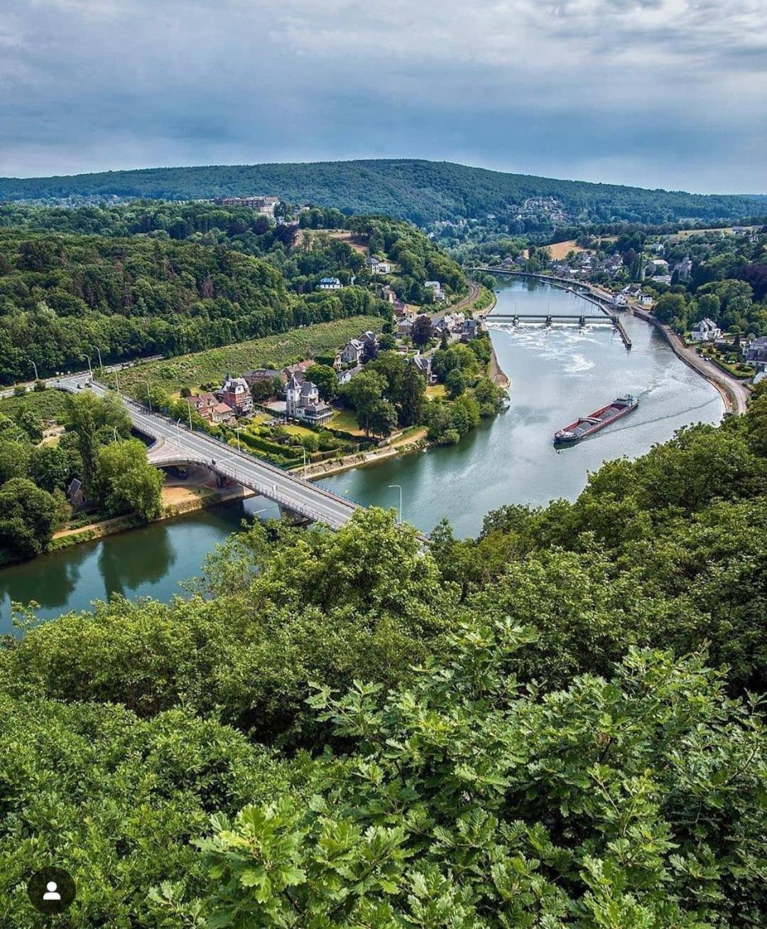 Escale Chambre D'Hotes Au Coeur Du Vieux Profondeville Entre Namur Et Dinant Esterno foto